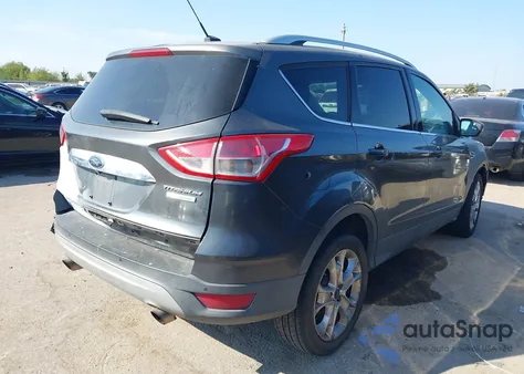 2015 Ford Escape Titanium из США, поврежденный, VIN 1FMCU0J95FUA20305